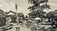 Трускавец - Трускавець.  Вид на водолікарню II кл. (зліва) та Курортний ресторан (справа).