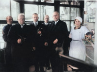 Трускавец - Трускавець.  Президент Естонії К.Пятс в компанії з Раймундом Ярошем біля джерела 