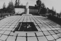 Белозерск - Памятник белозерцам, погибшим в годы Великой Отечественной войны