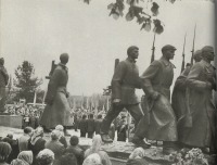 Жодино - Монумент Матери-патриотке