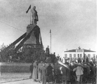 Россошь - Митинг на площади Ленина.