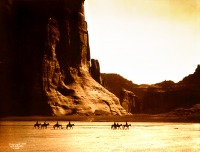 Соединённые Штаты Америки - Каньон-де-Шей (англ. Canyon de Chelly National Monument)