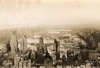Нью-Йорк - New York City's Central Park, as viewed from Rockefeller Center. США,  Нью-Йорк (штат),  Нью-Йорк,  Манхеттен