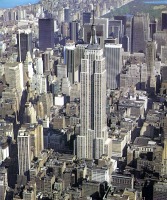 Нью-Йорк - Aerial view of the new Midtown Manhattan skyline looking northwest in 1973. США,  Нью-Йорк (штат),  Нью-Йорк,  Манхеттен