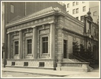 Нью-Йорк - Манхэттен. Пятая авеню и Восточная 71-я улица, 1920