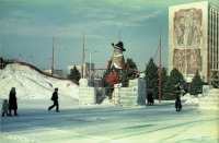 Саратов - На площади Революции в новогодние праздники