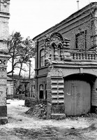 Саратов - Полуразрушенная арка на улице Первомайской,52