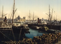 Франция - Old Port of Marseille with Cathedral and Notre Dame de la Garde