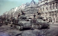 Париж - Paris,_Parade_deutscher_Panzer. Французские танки в вермахте Франция,  Иль-де-Франс,  Париж