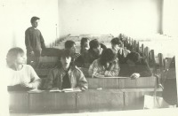 Караганда - Караганда. Идут занятия в стенах Карагандинского политехнического института.