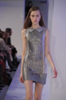 Ретро мода - «Металлическое» платье Pierre Cardin