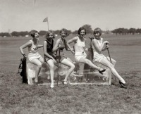 Ретро мода - Девушки на гольф-поле