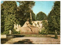 Ретро открытки - Надгробие на могиле Райниса