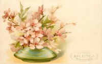 Ретро открытки - Ветки цветущей яблони в низкой зелёной вазе