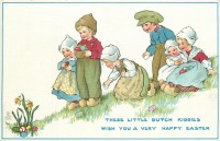 Ретро открытки - Голландские дети и катание пасхальных яиц с горки