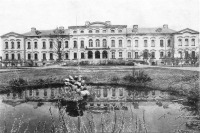 Латвия - Дворец Э. Бирона в Рундале. Парковый фасад