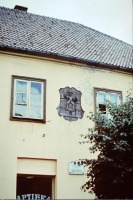Латвия - Герб города Цесис на Старой ратуше