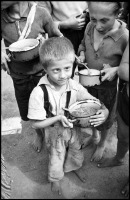 Венгрия - Венгрия, 1948 год - Дети-сироты, получившие свой обед