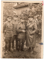 Солдаты и офицеры Советской армии - Армейское фото (1944г.)