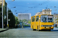 Автобусы - Икарус в Донецке.