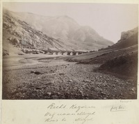 Иран - Мост недалеко от Казвина на пути в Мезрех в Персии