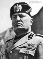 Ретро знаменитости - Диктаторские замашки у Муссолини проявлялись еще в детстве.