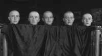  - Анастасия, Ольга, Алексей, Мария и Татьяна после кори. Июнь 1917 года.