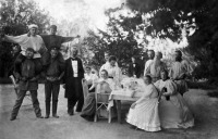 Ретро знаменитости - Лев Толстой с гостями в Ясной Поляне