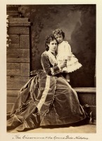 Ретро знаменитости - Великая княгиня Мария Фёдоровна с сыном цесаревичем Николаем .1872.