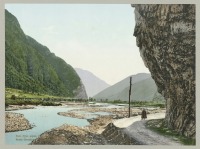 Грузия - Военно-грузинская дорога в ущелье возле Балта, Мцхети