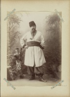 Грузия - Типы Кавказа. Портрет неизвестного мужчины с трубкой