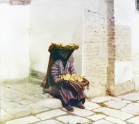 Узбекистан - Самарканд. Торговец лепёшками, 1911