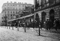Варшава - Евреи за колючей проволокой Варшавского гетто