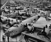 Авиация - Цех по сборке тяжелого бомбардировщика Consolidated B-24 Liberator фирмы 