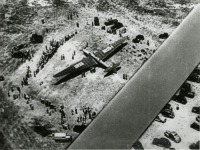 Авиация - Самолёт АНТ-25, совершивший 14 июля 1937 г. посадку на пастбище близ г. Сан-Джасинто (Калифорния).