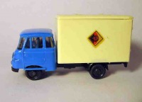 Игрушки - Модели машин к железной дороге производства ГДР.
