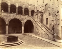 Флоренция - Palazzo Podesta, Museo Nazionale, Cortile