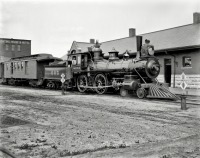 Железная дорога (поезда, паровозы, локомотивы, вагоны) - Паровоз №605 типа 2-2-0 на ст.Трейси,штат Миннесота,,США