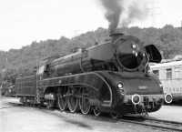 Железная дорога (поезда, паровозы, локомотивы, вагоны) - Пассажирский паровоз DB BR 10 типа 2-3-1