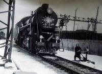 Железная дорога (поезда, паровозы, локомотивы, вагоны) - Паровоз серии Л у стрелки