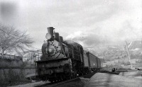 Железная дорога (поезда, паровозы, локомотивы, вагоны) - Поезд на набережной