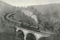 Железная дорога (поезда, паровозы, локомотивы, вагоны) - Почтовый поезд на виадуке