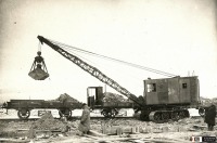 Железная дорога (поезда, паровозы, локомотивы, вагоны) - Двухосные платформы на строительстве Челябинского тракторного завода