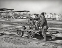 Железная дорога (поезда, паровозы, локомотивы, вагоны) - Путейцы и ручная дрезина