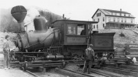 Железная дорога (поезда, паровозы, локомотивы, вагоны) - Паровоз горной зубчатой железной дороги на поворотном круге