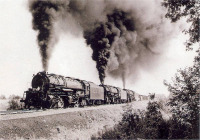Железная дорога (поезда, паровозы, локомотивы, вагоны) - Тройная тяга на затяжном подъеме