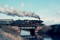 Железная дорога (поезда, паровозы, локомотивы, вагоны) - Паровоз 052444 с поездом
