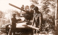 Войны (боевые действия) - Танкисты 5 гв. танковой армии готовят танк к бою, июль, 1943 г.