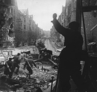 Войны (боевые действия) - Бой на улице Берлина