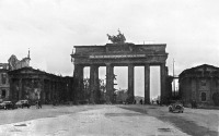 Войны (боевые действия) - Бранденбургские ворота. Май 1945 г.